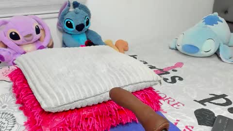 Snapshot of elizabeth_18_ chatting on November 2025 03:05:02 AM ELIZA online show from November 2025 03:05:02 AM