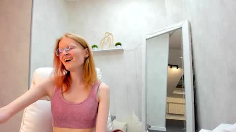 Snapshot of elizabeth_harpper chatting on February 2025 02:13:02 PM Elizabeth online show from February 2025 02:13:02 PM