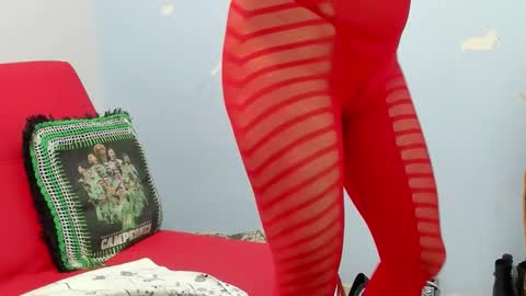 Elizabeth Mathure online show from November 2025 08:35:01 AM