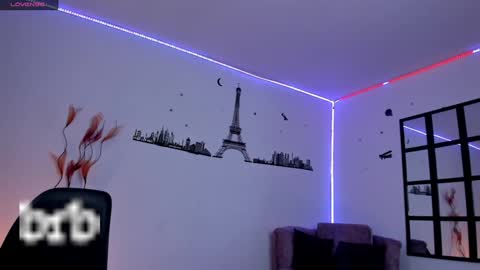 Elizabeth online show from January 2025 09:06:01 PM