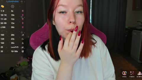 Snapshot of elizabethflowerr chatting on January 2025 03:12:01 AM Eli online show from January 2025 03:12:01 AM