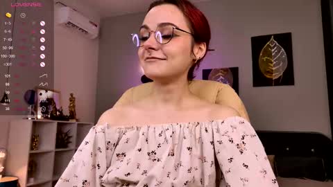 Elizabet online show from November 2025 10:02:01 PM