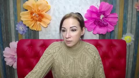 Snapshot of elizabethsho chatting on April 2026 05:18:01 PM ElizabethSho online show from April 2026 05:18:01 PM