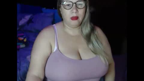 Snapshot of elizabethtaylor1 chatting on September 2025 11:11:01 AM Elizabeth online show from September 2025 11:11:01 AM