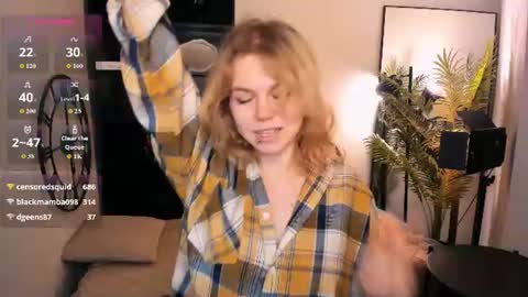 Snapshot of elizabethvane chatting on June 2026 12:22:01 PM Elizabeth online show from June 2026 12:22:01 PM