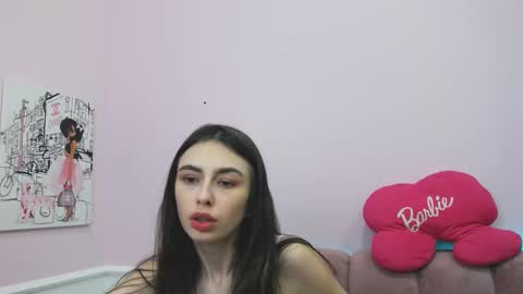 elizabethwall online show from January 2025 04:41:01 PM