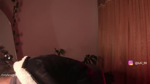 Tuli online show from October 2025 02:01:02 AM