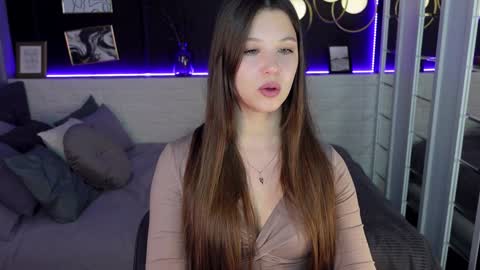 Eliza online show from January 2025 04:36:02 PM