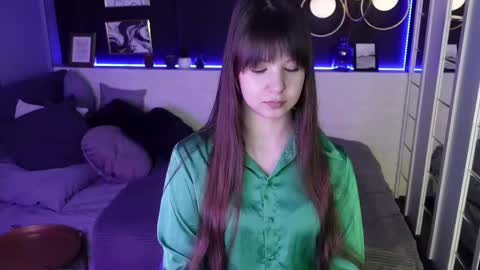 Eliza online show from February 2025 01:44:01 PM