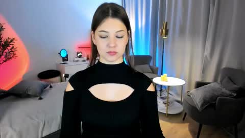 Eliza online show from April 2026 01:15:02 PM