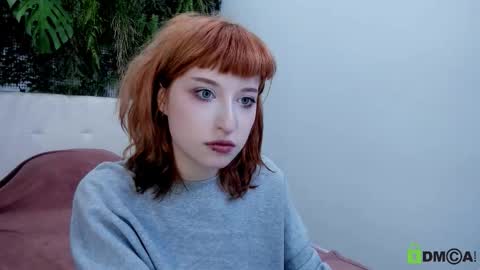 Eliza online show from November 2025 09:51:02 PM