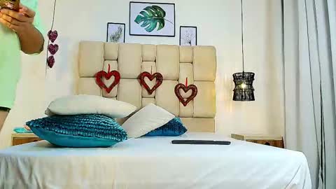 Snapshot of elizawiliamst chatting on September 2025 12:54:02 PM Eliza online show from September 2025 12:54:02 PM