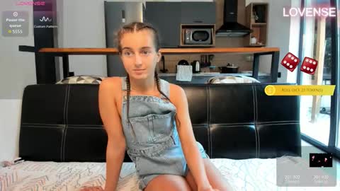 Snapshot of elizsweet chatting on September 2025 09:58:02 AM Eliz online show from September 2025 09:58:02 AM