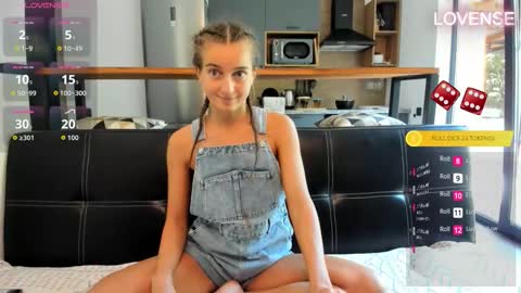 Snapshot of elizsweet chatting on September 2025 10:20:02 AM Eliz online show from September 2025 10:20:02 AM