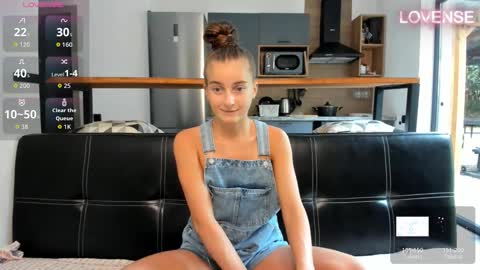 Snapshot of elizsweet chatting on October 2025 10:12:01 AM Eliz online show from October 2025 10:12:01 AM