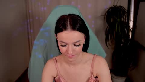 elizzza_ online show from February 2025 08:44:01 AM