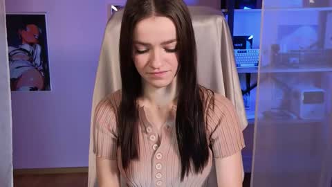 elizzza_ online show from October 2025 05:19:02 AM