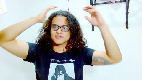 Diana online show from December 2024 01:21:01 PM