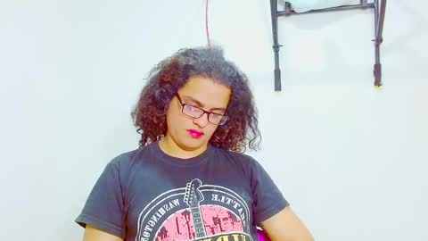 Diana online show from January 2025 02:15:01 PM