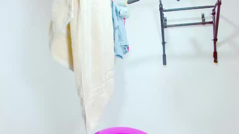 Diana online show from February 2025 06:17:01 PM