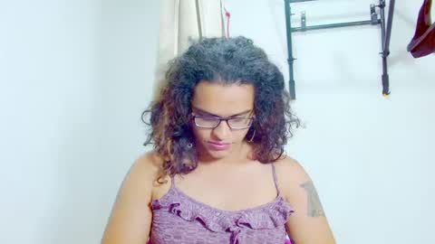 Diana online show from February 2025 12:39:01 PM