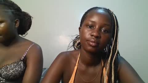 Snapshot of ella8_ chatting on June 2026 07:49:02 PM ella8_ online show from June 2026 07:49:02 PM