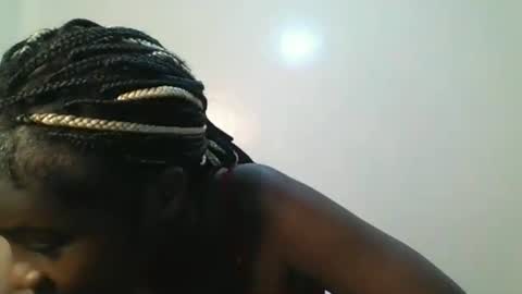 Snapshot of ella8_ chatting on June 2026 08:15:01 AM ella8_ online show from June 2026 08:15:01 AM