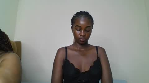 Snapshot of ella8_ chatting on July 2026 11:15:02 AM ella8_ online show from July 2026 11:15:02 AM