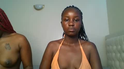 Snapshot of ella8_ chatting on July 2026 08:05:01 AM ella8_ online show from July 2026 08:05:01 AM