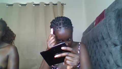 Snapshot of ella8_ chatting on July 2026 08:46:01 AM ella8_ online show from July 2026 08:46:01 AM