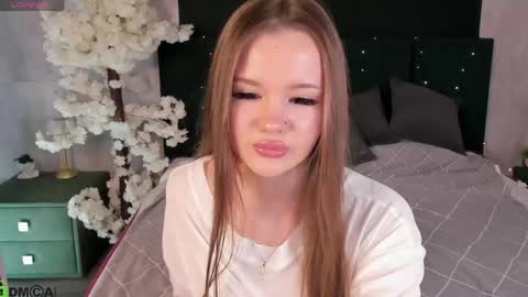 Ella online show from May 2026 09:28:01 AM