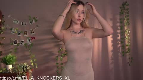 Snapshot of ella_knockers_xl chatting on February 2025 04:33:01 PM Ella NEXT STREAM 21 november online show from February 2025 04:33:01 PM
