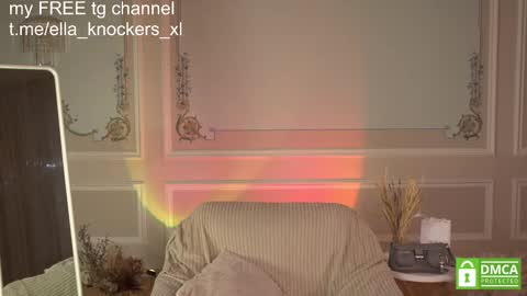 Snapshot of ella_knockers_xl chatting on March 2025 01:59:02 PM Ella NEXT STREAM 21 november online show from March 2025 01:59:02 PM