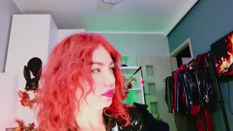 ella_kross online show from October 2025 05:16:02 AM