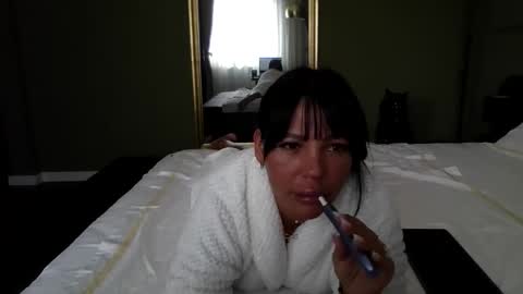 Ella online show from June 2026 06:49:02 AM