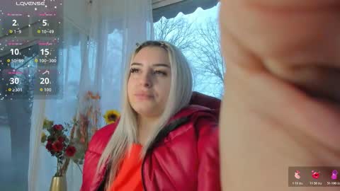 Snapshot of ella_vee chatting on March 2026 04:35:01 AM ella_vee online show from March 2026 04:35:01 AM