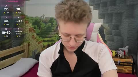 ellablair online show from November 2025 04:00:01 AM