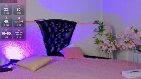 Ella online show from October 2025 04:07:02 PM