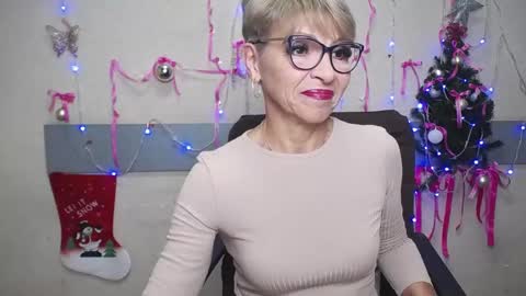 Snapshot of ellabonito chatting on January 2025 06:28:02 AM EllaBonito online show from January 2025 06:28:02 AM