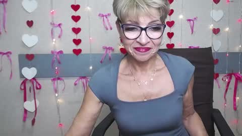 Snapshot of ellabonito chatting on January 2025 12:58:01 PM EllaBonito online show from January 2025 12:58:01 PM