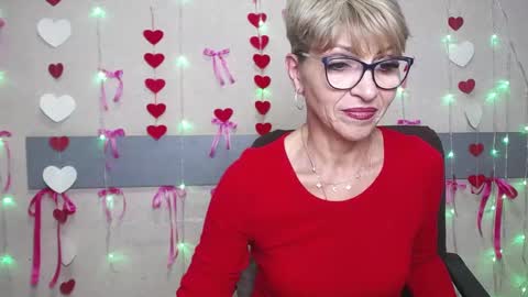 Snapshot of ellabonito chatting on January 2025 09:27:01 AM EllaBonito online show from January 2025 09:27:01 AM