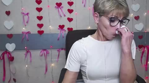 Snapshot of ellabonito chatting on March 2025 10:24:01 AM EllaBonito online show from March 2025 10:24:01 AM