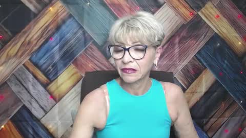 Snapshot of ellabonito chatting on September 2025 05:20:01 AM EllaBonito online show from September 2025 05:20:01 AM