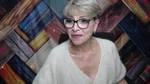 Snapshot of ellabonito chatting on October 2025 05:59:02 AM EllaBonito online show from October 2025 05:59:02 AM