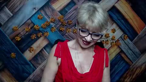 Snapshot of ellabonito chatting on November 2025 06:34:01 AM EllaBonito online show from November 2025 06:34:01 AM