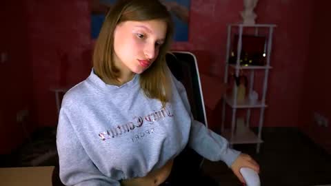 Ella online show from March 2026 05:13:02 PM