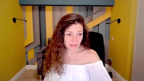 EllaLongs online show from February 2025 12:39:02 PM