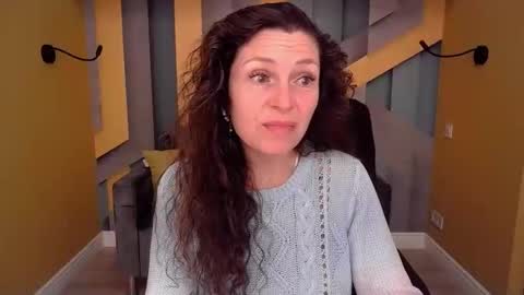 EllaLongs online show from April 2026 11:13:01 AM