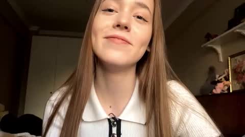 Snapshot of ellamenas chatting on September 2025 03:12:02 PM Ella online show from September 2025 03:12:02 PM