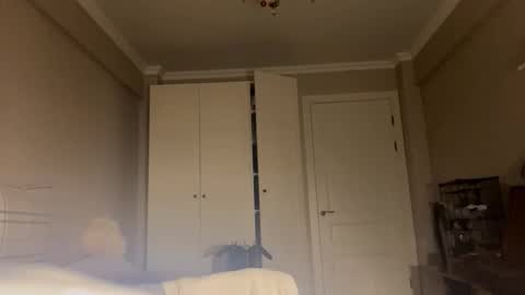 Snapshot of ellamenas chatting on October 2025 06:37:01 PM Ella online show from October 2025 06:37:01 PM